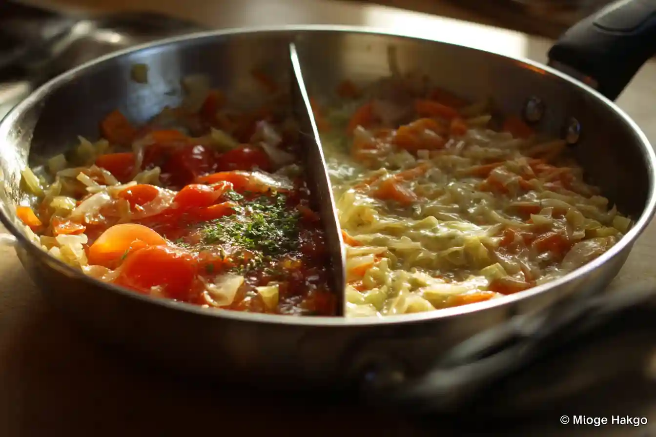 Schnelle Zucchini-Pfanne mit Hähnchen und Paprika